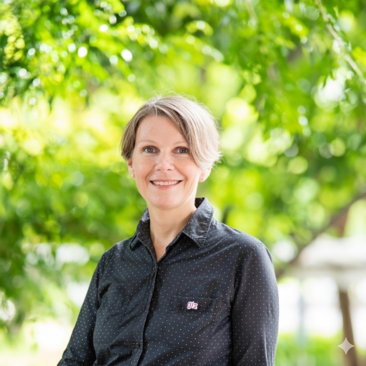 batch_ดร.-โดมินิกา-คาลินอฟสกา-ผู้อำนวยการโครงการด้านการขนส่ง-ประเทศไทย-จาก-GIZ-1 กทม. – ภาคีรัฐ เอกชน และวิชาการ ทดลองวินมอเตอร์ไซค์ EV หวังลด PM2.5 เตรียมเปิดโครงการ “EV เพื่อพี่วิน”