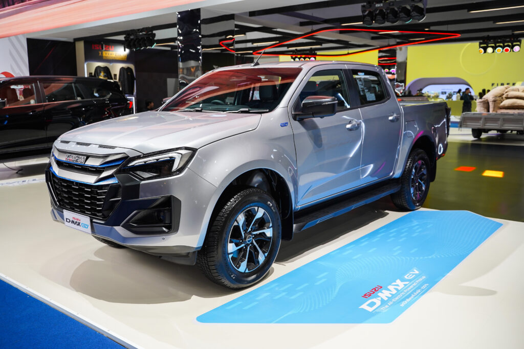 Isuzu-D-Max-EV-1-1024x683 Isuzu จัดเต็มครบทุกไลน์อัพ และอวดโฉมทัพรถแต่งสุดเอ็กซ์คลูซีฟในงาน BIMS 2026
