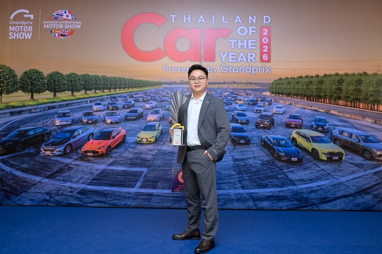 batch_02_มร.-จิม-ลี-ผู้อำนวยการบริหารแบรนด์-เชอรี-ประเทศไทย Chery V23 กวาด 2 รางวัลใหญ่ Car of The Year 2026 ดีไซน์ Boxy ถูกใจมหาชน