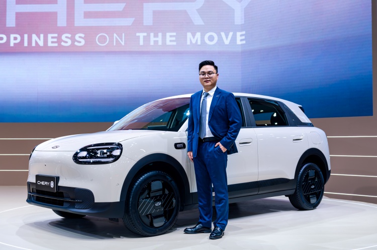 batch_04_มร.-จิม-ลี-ผู้อำนวยการบริหารแบรนด์-เชอรี-ประเทศไทย- เชอรี ประเทศไทย ปล่อยหมัดเด็ดในงาน BIMS 2026 ส่ง Chery Q และ V23 สีใหม่เอาใจสาวกทรง Boxy!