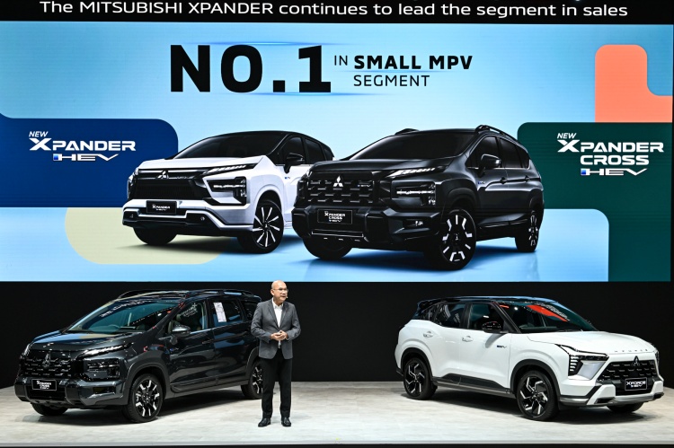batch_07-Mr.-Sarote-Maartlert-EVP-of-Sales-Aftersales-and-Customer-Experience-at-Motor-Show-2026 Mitsubishi จัดเต็มเอาใจสายไฮบริด! พร้อมส่งรถเด็ด โปรแรงกระแทกใจที่งาน BIMS 2026