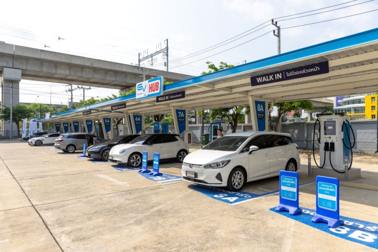 batch_121A4365 EnCo ผนึก OR เปิด EV Station PluZ ณ EnCo Terminal จุดชาร์จกำลังไฟฟ้ารวม 1,300 kW ใจกลางกรุงเทพฯ