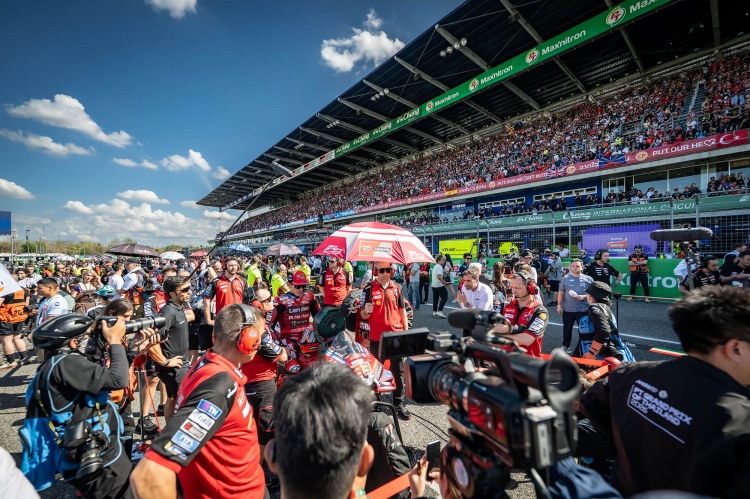 batch_5 PT Grand prix of Thailand 2026 ทุบสถิติผู้ชมมากที่สุด "เบซเซ็คคี" ผงาดแชมป์สนามแรก!