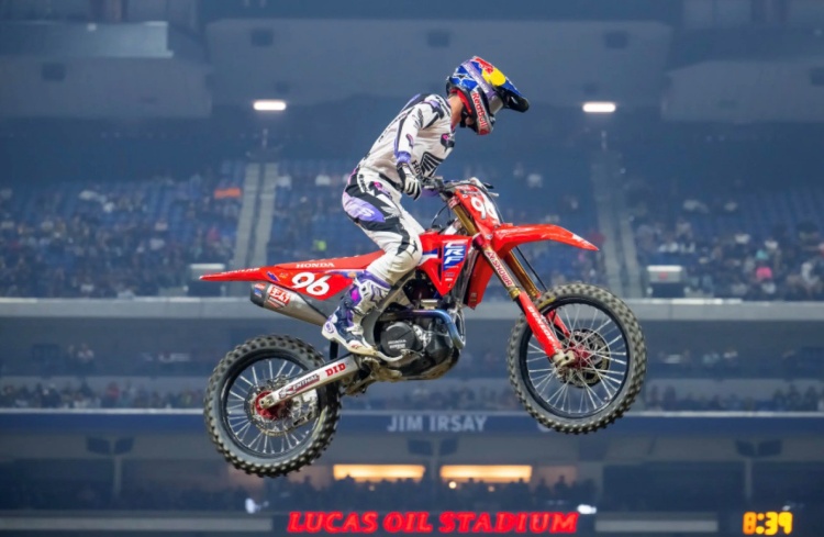 batch_6-AMA-SX-สนามที่-9 “ฮันเตอร์ ลอว์เรนซ์” คว้าชัย Triple Crown ศึก AMA SX 2026 สนามที่ 9 ครองอันดับ 1 แชมเปี้ยนชิพต่อเนื่อง