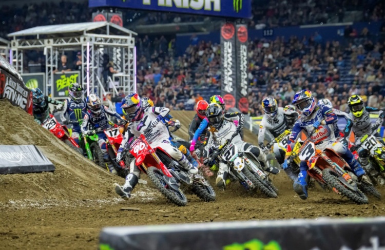 batch_7-AMA-SX-สนามที่-9 “ฮันเตอร์ ลอว์เรนซ์” คว้าชัย Triple Crown ศึก AMA SX 2026 สนามที่ 9 ครองอันดับ 1 แชมเปี้ยนชิพต่อเนื่อง