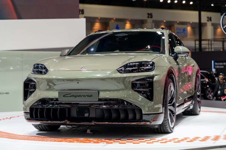 batch_BIMS-2026_7 Porsche Cayenne Electric เปิดราคาอย่างเป็นทางการในงาน BIMS 2026