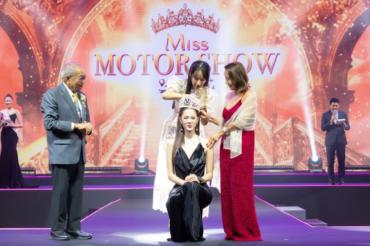 batch_Miss-Motor-Show-2026-by-Gun-12 ใบปอ-วรัญญา หอมจันทึก คว้ามงกุฏ Miss Motor Show ประจำปี 2026