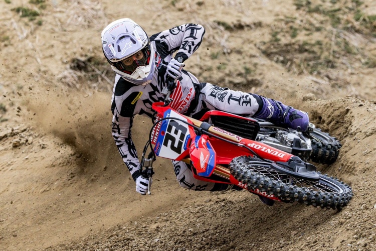 batch_Pre-JMX-03 “นีโม่-จิรัฎฐ์” จากฮอนด้า เอชอาร์ซี พร้อมล่าความสำเร็จทางฝุ่นศึก เจเอ็มเอ็กซ์ 2026 สนามแรกสุดสัปดาห์นี้