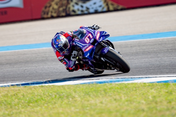 batch_S__596148233 “ยามาฮ่า” จบภารกิจ โมโตจีพี ไทยแลนด์ กรังด์ปรีซ์ “กวาร์ตาราโร-รินส์” พา M1V4 คว้าแต้มประเดิมฤดูกาล