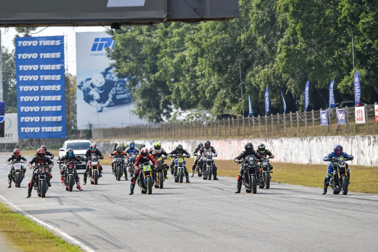 batch_S__597598238 YAMAHA BLU CRU Championship 2026 ระเบิดศึกเอาใจสาวกความเร็ว สนามที่ 1 ที่พีระฯ