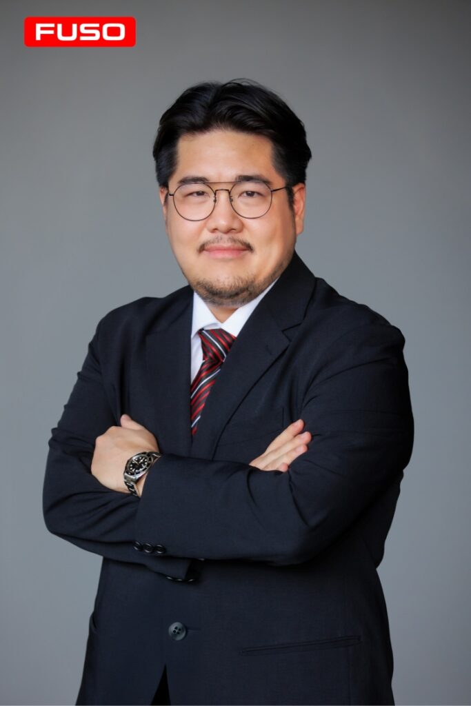 batch_คุณฐิติพล-วงศ์ธนกุล-683x1024 ฟูโซ่ ประเทศไทย ปรับโครงสร้างองค์กรใหม่ แต่งตั้ง CEO และ CFO ใหม่เสริมทัพแกร่ง  พร้อมลุยตลาดรถบรรทุกเต็มรูปแบบ