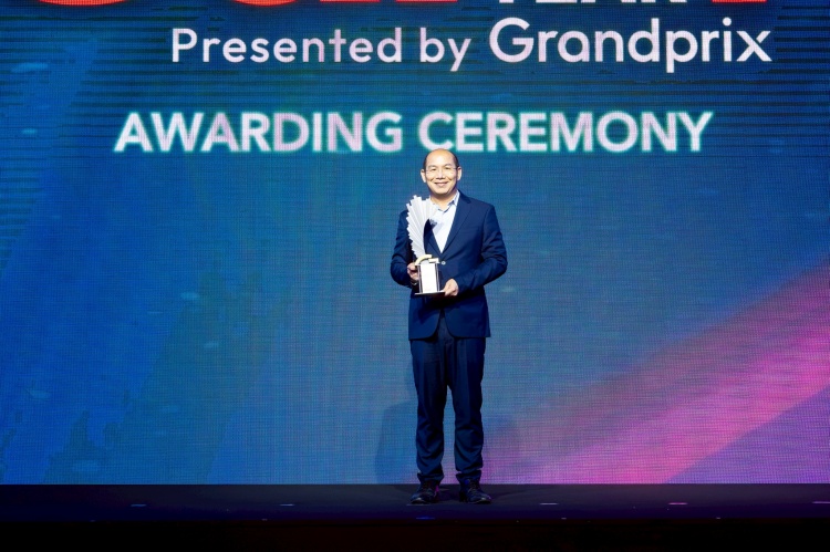 batch_นายวัลลภ-เฉลิมวงศาเวช-กรรมการผู้จัดการ-บริษัท-ฮุนได-โมบิลิตี้-ประเทศไทย-จำกัด ฮุนได โมบิลิตี้ ประเทศไทย คว้า 2 รางวัล SUV จากเวที CAR & BIKE OF THE YEAR 2026