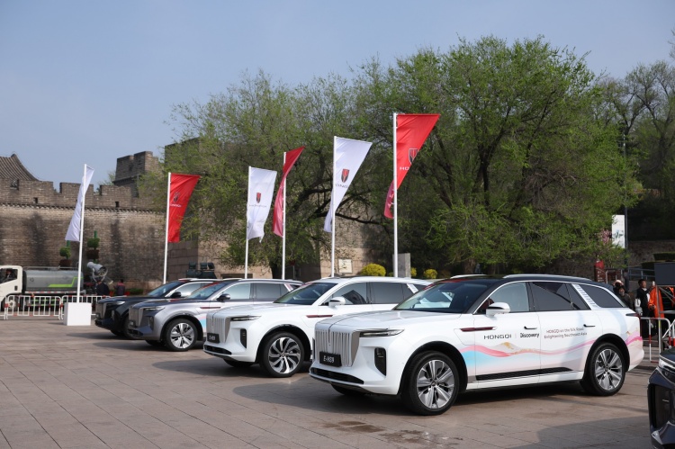 batch_02-IMG-693 เริ่มแล้ว! “One Belt One Road” ระยะทาง 6,000 กม. HONGQI E-HS9 ทะยานจากแดนมังกร สู่สยามประเทศ