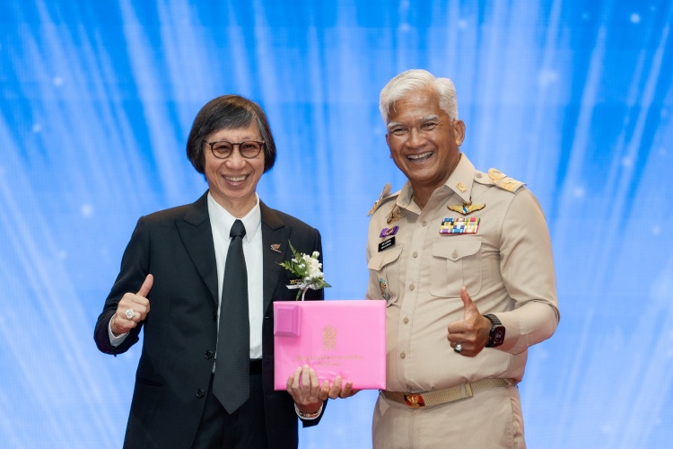 batch_03-Cover-Thai-Honda-รางวัลผู้ทำคุณ-กระทรวงศึกษาธิการ ไทยฮอนด้า รับรางวัลผู้ทำคุณประโยชน์ให้แก่กระทรวงศึกษาธิการ ประจำปี 2569