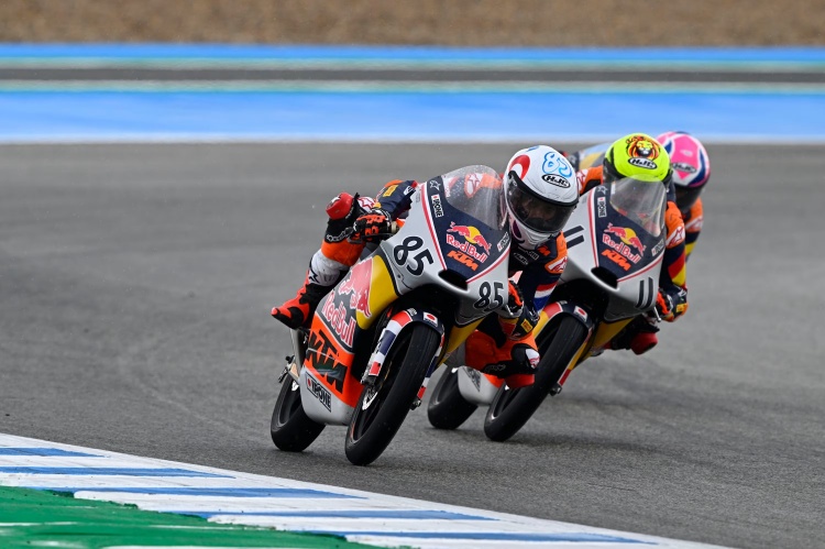 batch_2-rookie-cup-round-1-Jerez-race-2 “ไม้คิว-เกียรติศักดิ์” ฟอร์มฮอต เก็บแต้มต่อเนื่อง ศึก เรดบูล โมโตจีพี รุกกีส์ คัพ 2026 เฮเรซ ราวด์ เรซ 2