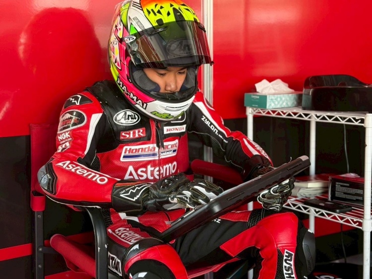 batch_5-All-japan-Road-Race-Championship ไบร์ท-เตชินท์” ฟอร์มเดือด! คว้าท็อป 2 รอบคัดเลือกศึก All Japan 2026 ซูโกะ ราวด์ “มะมาย-ปองคุณ” แรงไม่แพ้กันคว้าท็อป 8