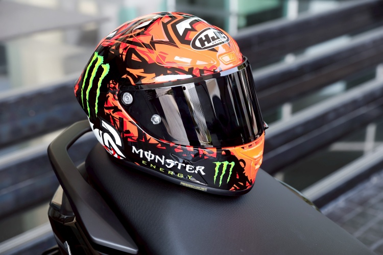 batch_ASP_1658 Yamaha ส่งมอบรางวัลสุดเอ็กซ์คลูซีฟแก่ผู้โชคดีจากบัตร YAMAHA STAND @MotoGP 2026