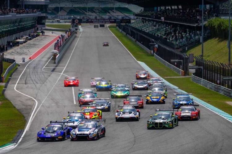 batch_LINE_ALBUM_GTWCA-R1-Sepang_260406_24 ศึกซูเปอร์คาร์ GT World Challenge Asia สนามเซปังระอุ! “วุฒิกร & บูส” สู้สุดใจ เก็บแต้มเปิดซีซั่น 2026