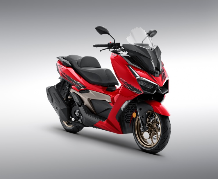 batch_LOW_Final_26GPX-DZ3-45-หน้า-ฝั่งท่อ-แดง-RGB New GPX DZ3 Plus อัปเกรดเทคโนโลยี กล้องหน้า-หลัง, จอสี TFT Mirror Screen ในราคาไม่ถึงแสน!