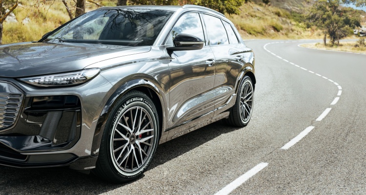 batch_MICHELIN-Pilot-Sport-5-energy_05 MICHELIN เปิดตัวยางพรีเมียมใหม่ 2 รุ่น ผสาน “สมรรถนะสูง” เข้ากับ “ประสิทธิภาพการใช้พลังงานที่เหนือชั้น”