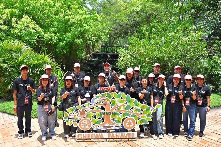 batch_PZ6_3250 Toyota โตโยต้าเปิดบ้านครั้งที่ 3 นำสื่อมวลชนเยือนโรงงานโตโยต้าบ้านโพธิ์ เสริมความเชื่อมั่นลูกค้าด้วยมาตรฐานการผลิตระดับสากล