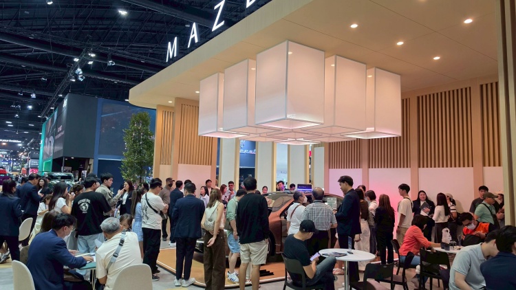 batch_Photo-03 Mazda กวาดยอดจองถล่มทลายเกือบ 4,900 คัน ในงาน BIMS 2026