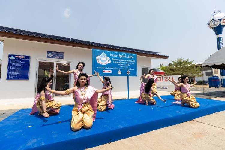 batch_อีซูซุให้น้ำ.เพื่อชีวิต-จ.-พิจิตร-42 อีซูซุเดินหน้าสานต่อโครงการ “อีซูซุให้น้ำ...เพื่อชีวิต” แห่งที่ 46 แก่โรงเรียนชุมชนบ้านทุ่งน้อย “พิพัฒน์โสภณวิทยา”