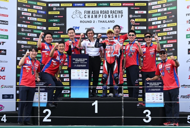batch_1-250cc-ARRC ดับเบิ้ลโพเดียม! “เฟอร์-ปัญจรุจน์” ควบ Honda CBR250RR คว้าโพเดียมอันดับ 2 ARRC เรซที่ 2