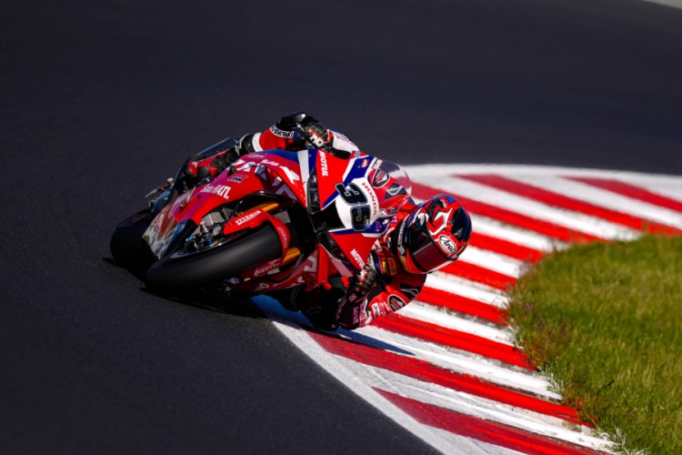 batch_1-WorldSBK-main-race-r.5 "ก้อง-สมเกียรติ" จูนอัพตัวแข่ง Honda CBR1000RR-R เริ่มลงตัวที่ เวิลด์ ซูเปอร์ไบค์ เช็ก มุ่งหน้าลุยต่อที่อิตาลี