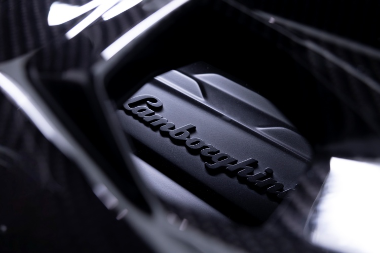 batch_16 Lamborghini Fenomeno Roadster ปรากฏการณ์ใหม่แห่งซูเปอร์สปอร์ต V12 ไฮบริด 1,080 แรงม้า เพียง 15 คันทั่วโลก