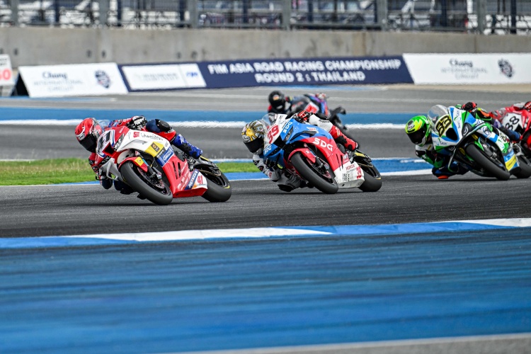 batch_3-ARRC-1000CC “ชิพ-นครินทร์” ปลดล็อกโพเดียมโฮมเรซ สู้ทุกโค้งคว้าท็อป 3 ARRC สนามที่ 2