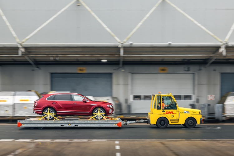 batch_Bentley-SAF-008-Edit2 Bentley Motors ประกาศใช้เชื้อเพลิงอากาศยานที่ยั่งยืน 100% สำหรับขนส่งรถยนต์ทางอากาศ