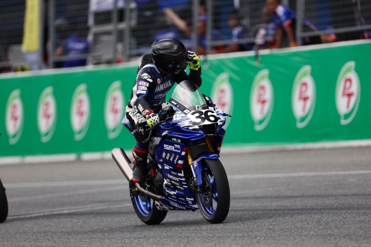batch_LINE_ALBUM_ARRC-day2-250-race2_260515_5 “ตี-อนุภาพ – ไอเดีย-กฤตภัทร” คว้าโพเดียมโฮมเรซ ยามาฮ่า ไทยแลนด์ เรซซิ่งทีม พร้อมลุยศึกเอเชีย สนาม 3 ที่ ญี่ปุ่น