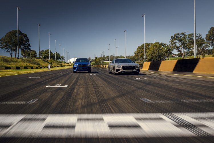 batch_SOS_GT-S-and-Bentyaga-Speed Bentley Continental GT Supersports เปิดตัวครั้งแรกในเอเชียแปซิฟิก พร้อมอวดโฉมตัวท็อปรุ่นใหม่ ณ งาน Symphony of Speed
