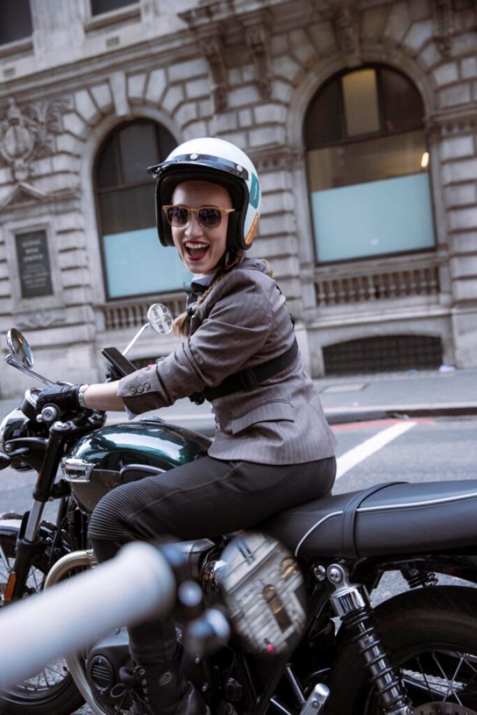 batch_TV-Presenter-Grace-Webb-UK-DGR-683x1024 New Triumph Speed Twin 1200 Café Racer DGR Edition รุ่นพิเศษหนึ่งเดียวในโลก