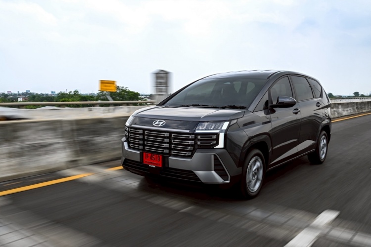 batch_รูปประกอบข่าว_Hyundai-new-STARGAZER_4 ฮุนไดตอกย้ำความคุ้มค่า “Hyundai new STARGAZER” กับ 5 เหตุผลโดนใจครอบครัวยุคใหม่