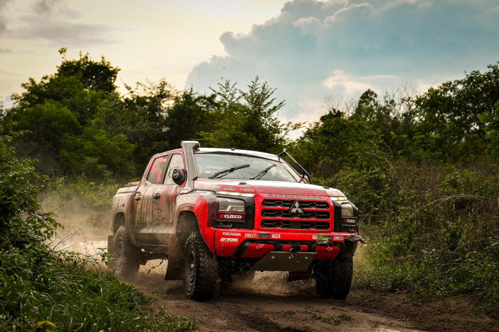 14-AXCR-2026-Competition-Vehicle-1024x682 พร้อมเต็มร้อย! ทีมมิตซูบิชิ แรลลี่อาร์ต เตรียมส่งรถแข่งไทรทัน แรลลี่คาร์ ตั้งเป้าคว้าแชมป์สมัยที่ 2 ติดต่อกัน ในศึกเอเชีย ครอสคันทรี แรลลี่ 2026