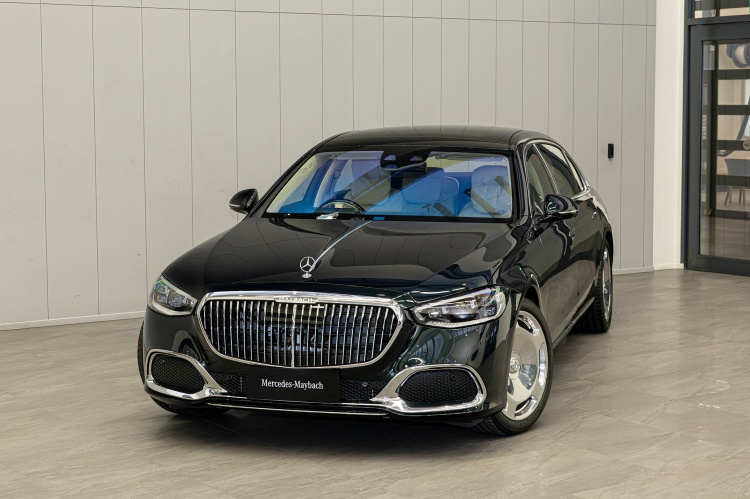 batch_197A0213_0 ธนบุรีพานิช รับแต่งตั้งเป็นผู้แทนจำหน่าย Mercedes-Maybach อย่างเป็นทางการ ยกระดับสู่โลกแห่ง Ultra Luxury