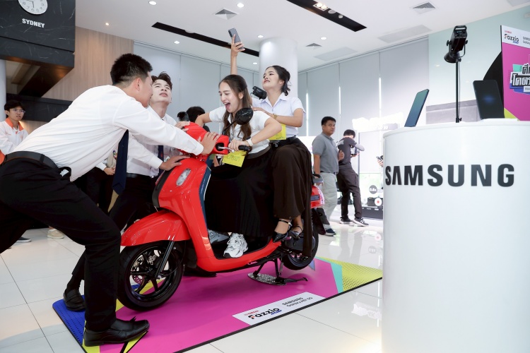 batch_ASP_0590 “มหาลัยโคตรฟาซ” YAMAHA ผนึกกำลัง Samsung ชวนคนรุ่นใหม่ประชันไอเดียคอนเทนต์ชิงมอเตอร์ไซค์สุดเอ็กซ์คลูซีฟ
