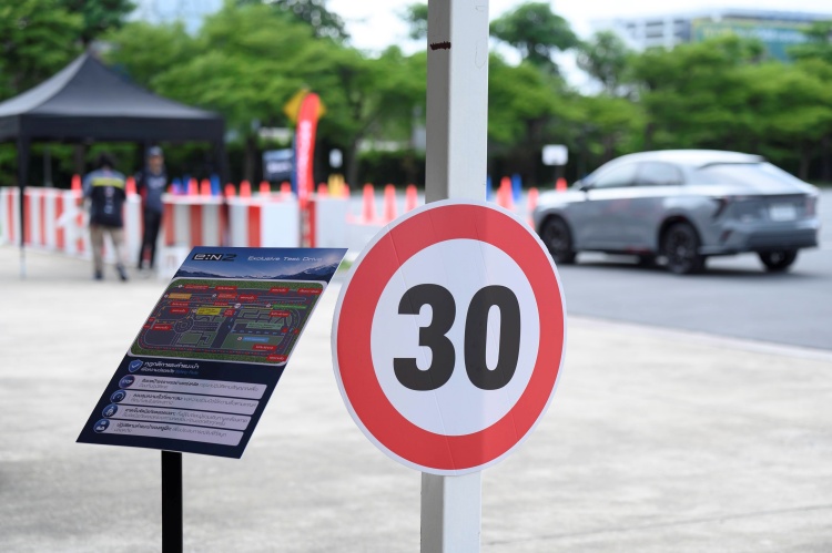 batch_Honda-eN2_Exclusive-Test-Drive_9 “Honda e:N2 Exclusive Test Drive” เปิดประสบการณ์ขับขี่ EVสุดเร้าใจ บนสเตชันทดสอบสุดพิเศษ