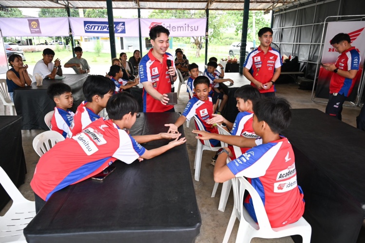 batch_HondaAcademyThailand-R3-03 ฮอนด้า อะคาเดมี่ ไทยแลนด์ สนาม 3 ไทยแลนด์ เซอร์กิต ฝึกเข้ม เทรนนิ่ง โปรแกรม สร้างรากฐานสำคัญสู่นักบิดเยาวชนไทย