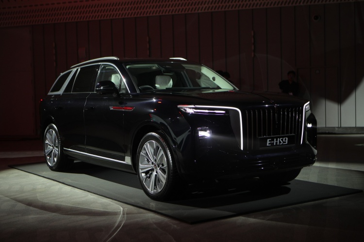 batch_J2DX6296 HONGQI E-HS9 บุกตลาดรถหรูในไทยโดย "เมโทร กรุ๊ป" พร้อมราคาสุดพิเศษ 2.99 ล้านบาท*
