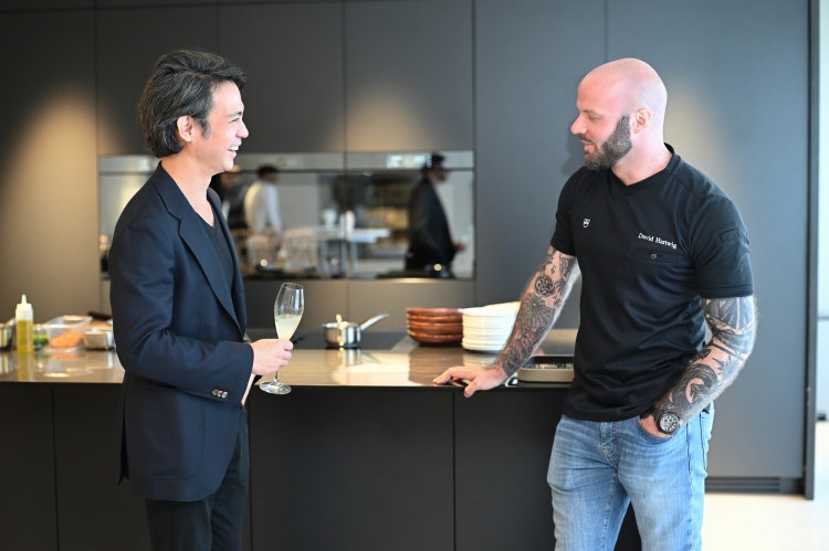 batch_KNG_6630 Bentley Bangkok x V-ZUG จับมือส่งมอบประสบการณ์ ‘Atelier Experience’ ในโลกแห่งนวัตกรรม การออกแบบ และงานฝีมือชั้นสูง