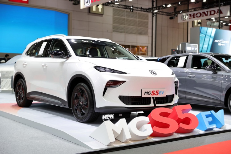 batch_NEW-MG-S5-EV-PLUS MG ชูมาตรฐานความปลอดภัยขั้นสุด คว้ามาตรฐาน มอก. ในแบตเตอรี่ที่ประกอบในไทย