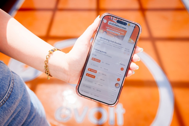 batch_Pic_Evolt-Station-Hub-แห่งแรก-บนถนนลาดกระบัง-3 Evolt เปิดตัว “Evolt Station Hub” แห่งแรก บนถนนลาดกระบัง ชูสถานีชาร์จ Ultra Fast กำลังไฟแรง 960 kW