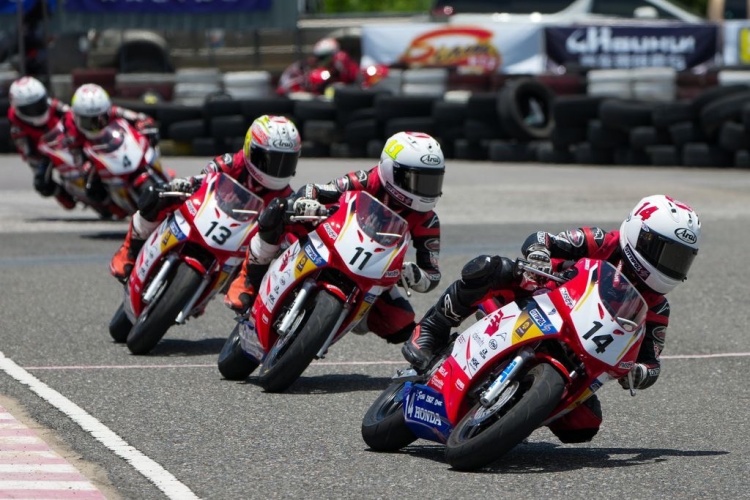 batch_Race-Academy-R1-05 “มาร์วิน-ศรัณวัชร์” ควง “เปเปอร์-อนพัทย์” ฟอร์มเดือด! คว้าแชมป์ศึกดวลความเร็ว ฮอนด้า อะคาเดมี่ สนามเปิดฤดูกาล