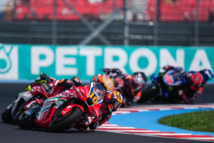 batch_Race-MotoGP-R8-01 “ฮอนด้า” คืนฟอร์มเยี่ยม! “มารินี“ คว้าท็อป 5 “โมเรร่า” ตามติด ท็อป 6 โมโตจีพี สนาม 8 ฮังการี