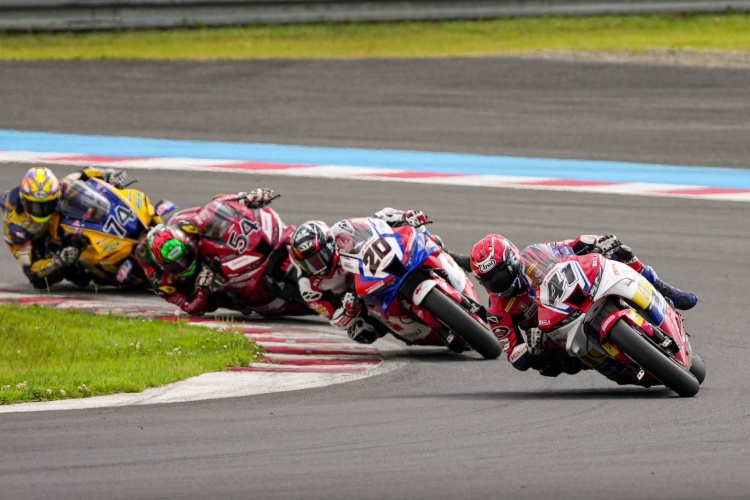 batch_Race1-ARRC-R3-02 "ชิพ-นครินทร์” ต่อสู้บททดสอบหิน คว้าท็อป 4 เรซแรก รุ่นใหญ่ของรายการ ARRC ประเทศญี่ปุ่น