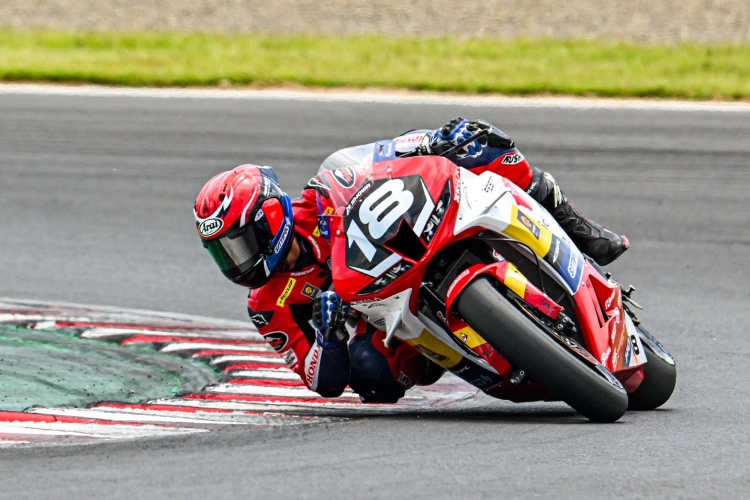 batch_Race1-ARRC-R3-08 "ชิพ-นครินทร์” ต่อสู้บททดสอบหิน คว้าท็อป 4 เรซแรก รุ่นใหญ่ของรายการ ARRC ประเทศญี่ปุ่น