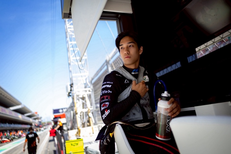 batch_S__45940790_0 "เติ้น ทัศนพล" โชว์ฟอร์มแกร่ง ฝ่าศึก FIA F2 คว้า “Top 10” ที่บาร์เซโลนา